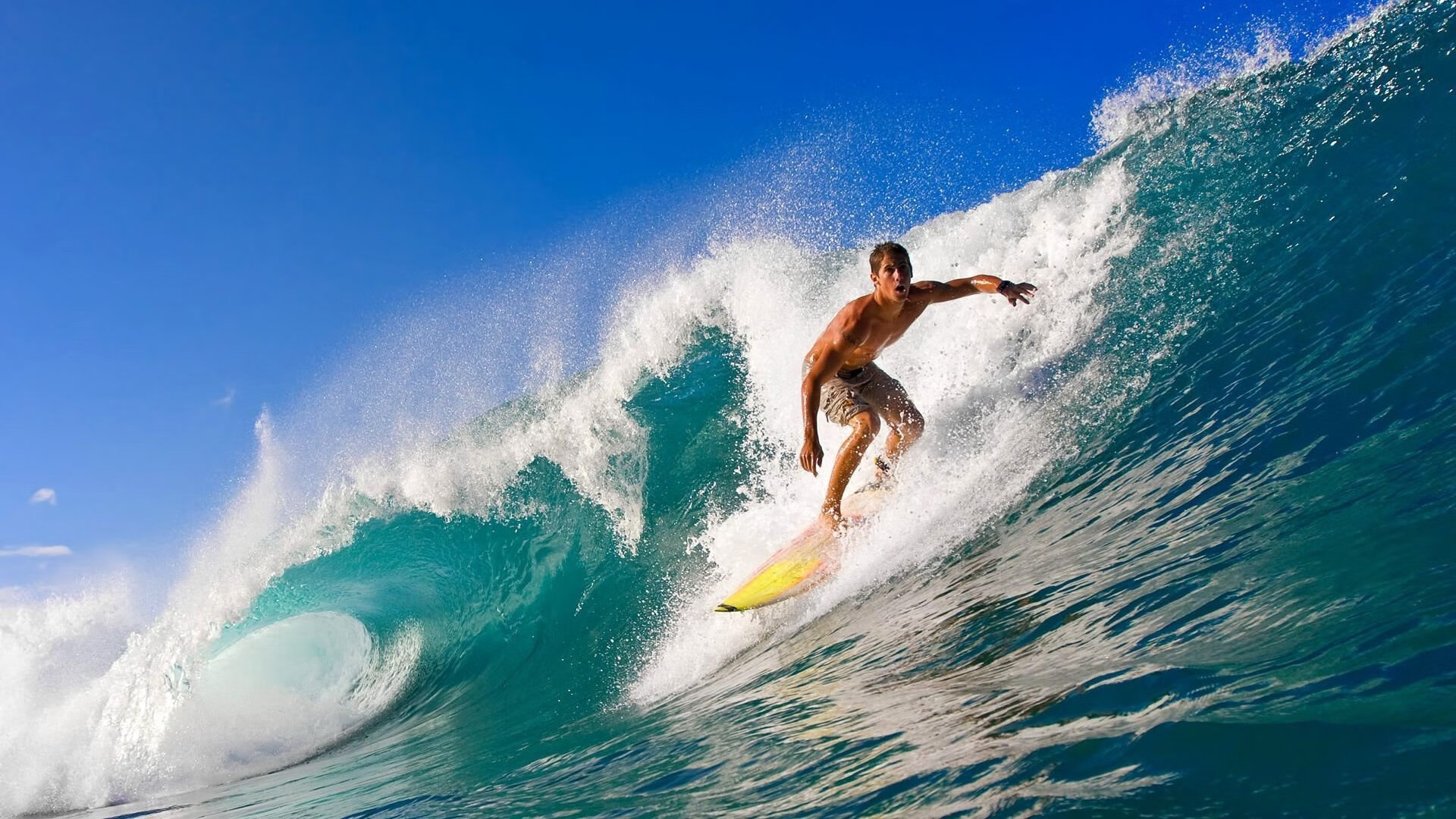 “中超联赛激烈竞争，排名不断变动”，中超联赛最新排名