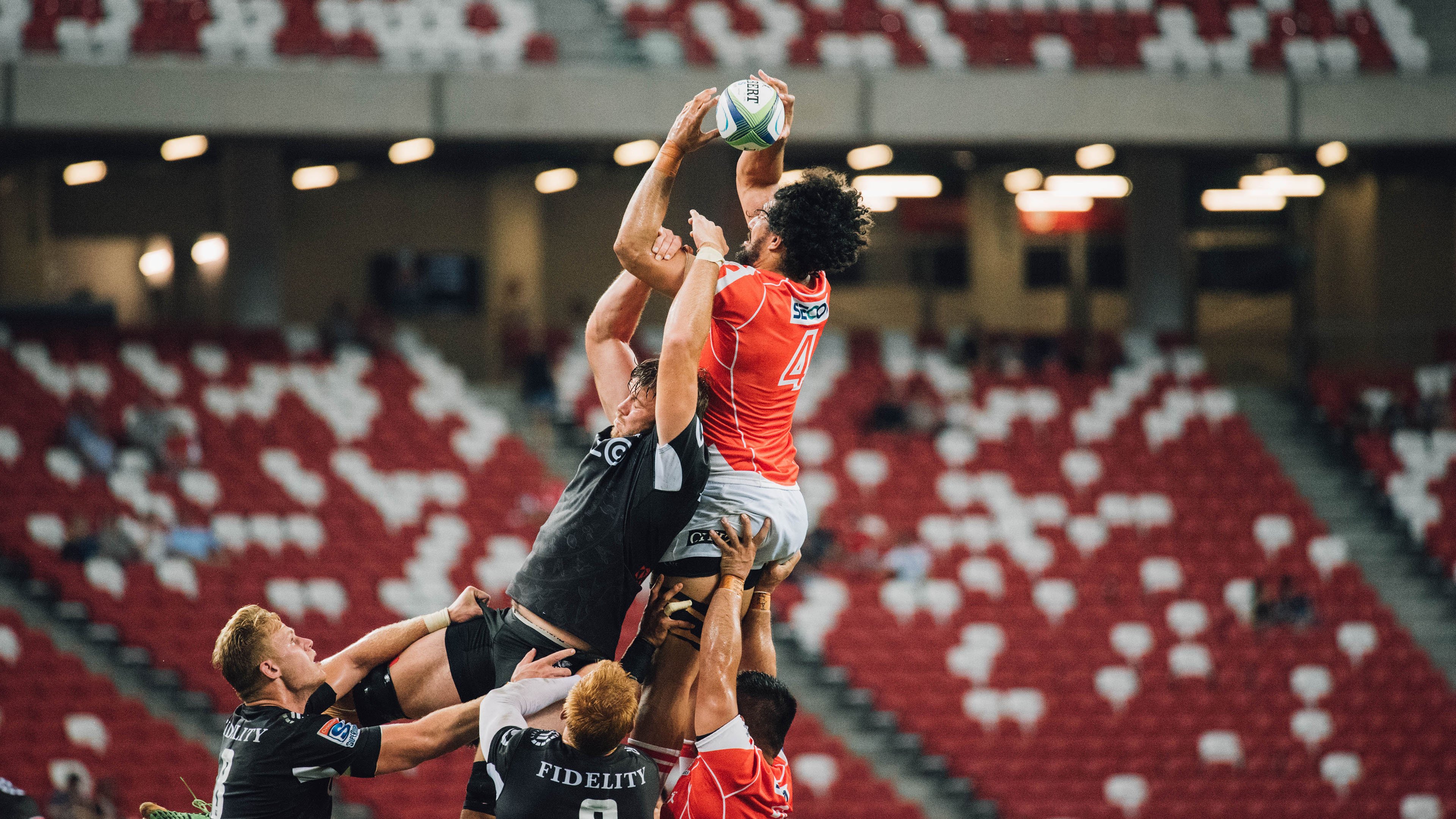 开云体育官网-赛场上的“光影魔术”——用镜头捕捉瞬间的奇迹景象，光影魔术什么意思